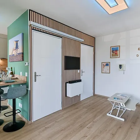 Nolemma - Vue Marina, Proche Et Parking 公寓