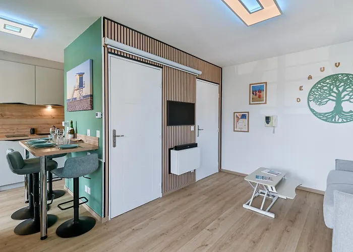 Nolemma - Vue Marina, Proche Et Parking Apartmán